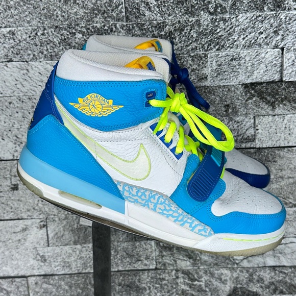 Nike Jordan Legacy 312 ‘Fly’ GS - 7Y - Picture 1 of 10
